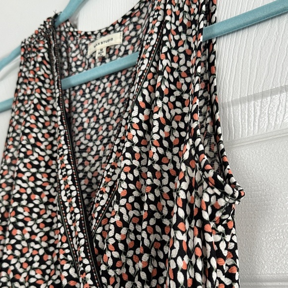 Max Studio Patterned Dress - Picture 5 of 8